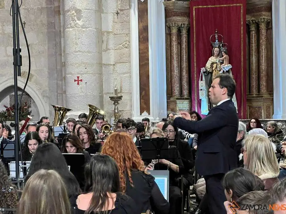 Concierto marchas procesionales Capas Pardas _18