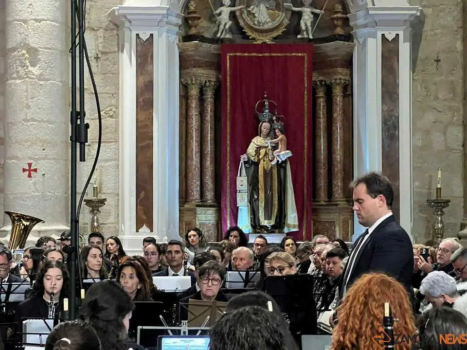 Concierto marchas procesionales Capas Pardas _38