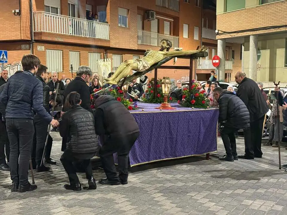 Via Crucis procesional _4