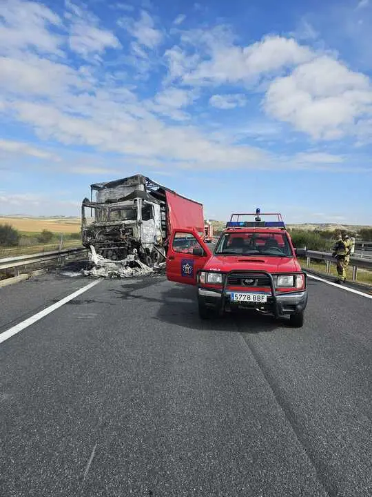 colisi&oacute;n de dos camiones  (8)