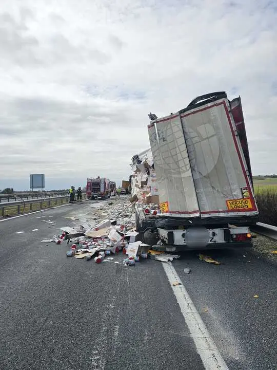 colisi&oacute;n de dos camiones  (10)