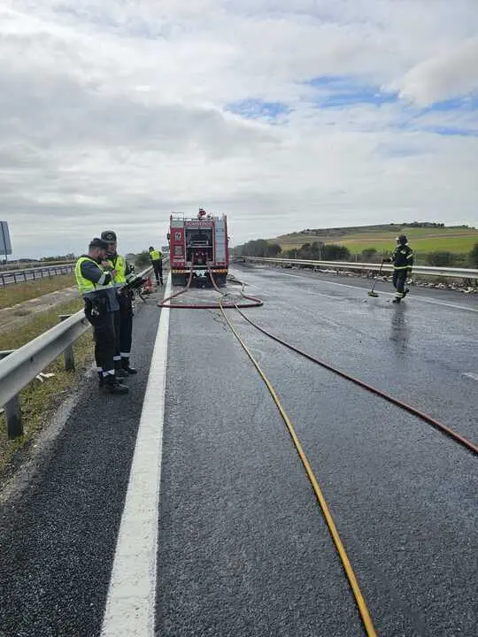 colisi&oacute;n de dos camiones  (12)