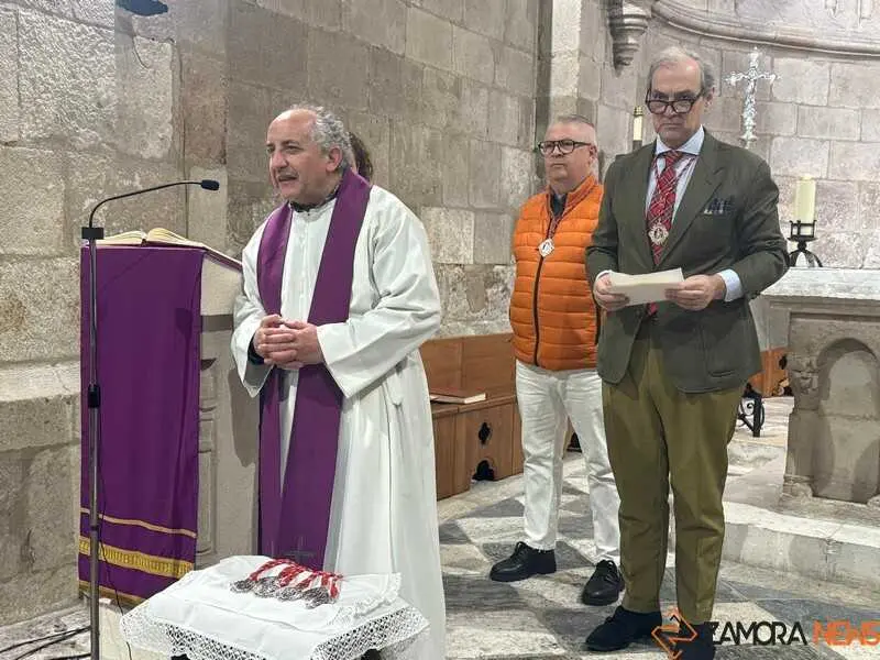 Nuevos hermanos Cofrad&iacute;a Resurrecci&oacute;n _9