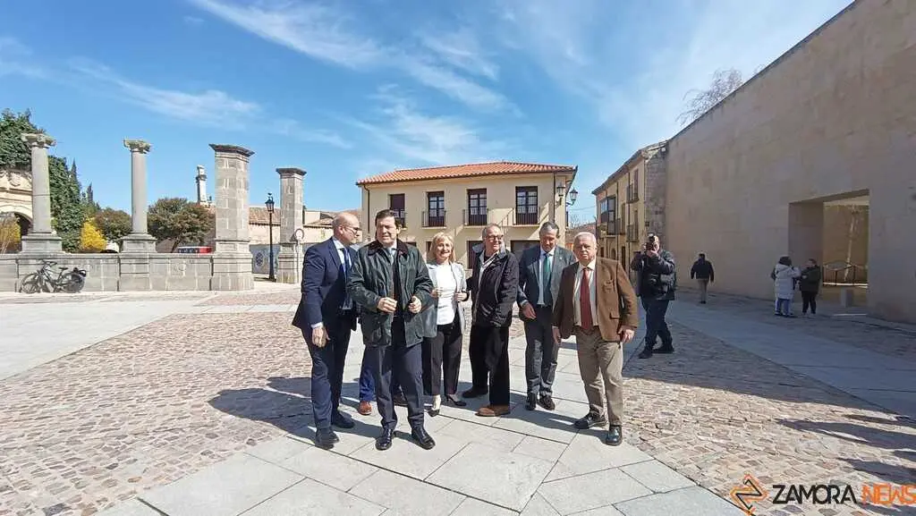 Ma&ntilde;ueco visita Las Edades del Hombre en Zamora