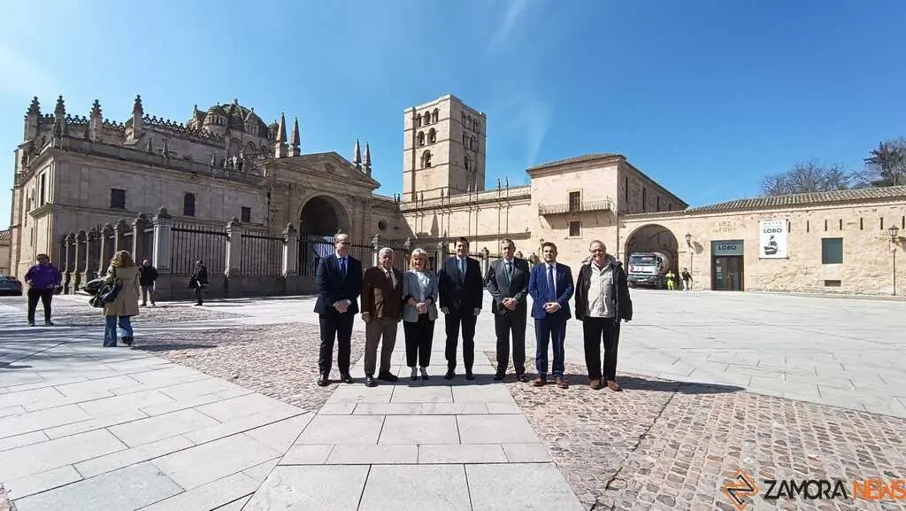 Ma&ntilde;ueco visita Las Edades del Hombre en Zamora_3