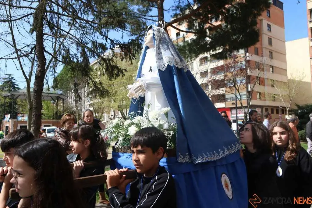  El Sagrado Coraz&oacute;n de Jes&uacute;s de Zamora celebra su propia procesi&oacute;n de Semana Santa_9