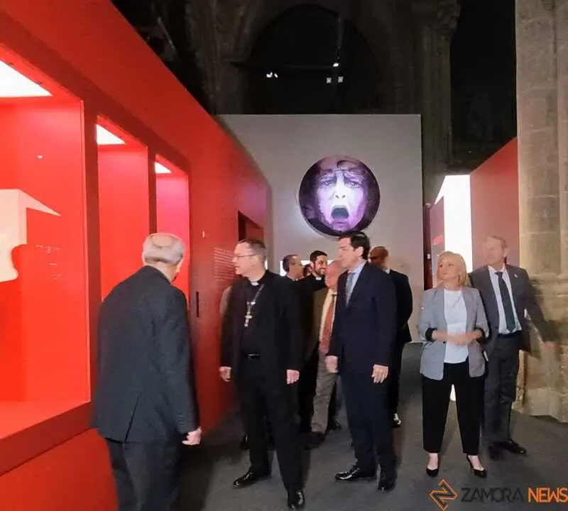 Visita de Ma&ntilde;ueco a las Edades del Hombre Zamora_4