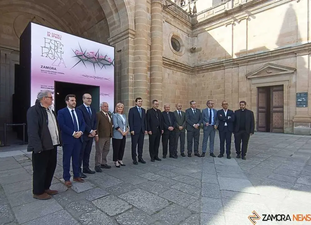 Visita de Ma&ntilde;ueco a las Edades del Hombre Zamora_6