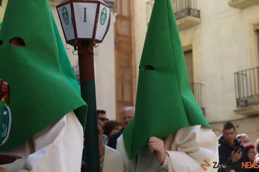 procesi&oacute;n de Semana Santa, colegio La Milagrosa_5