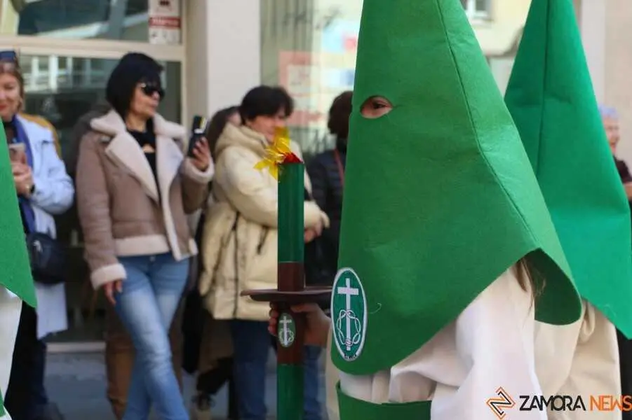 procesi&oacute;n de Semana Santa, colegio La Milagrosa_8