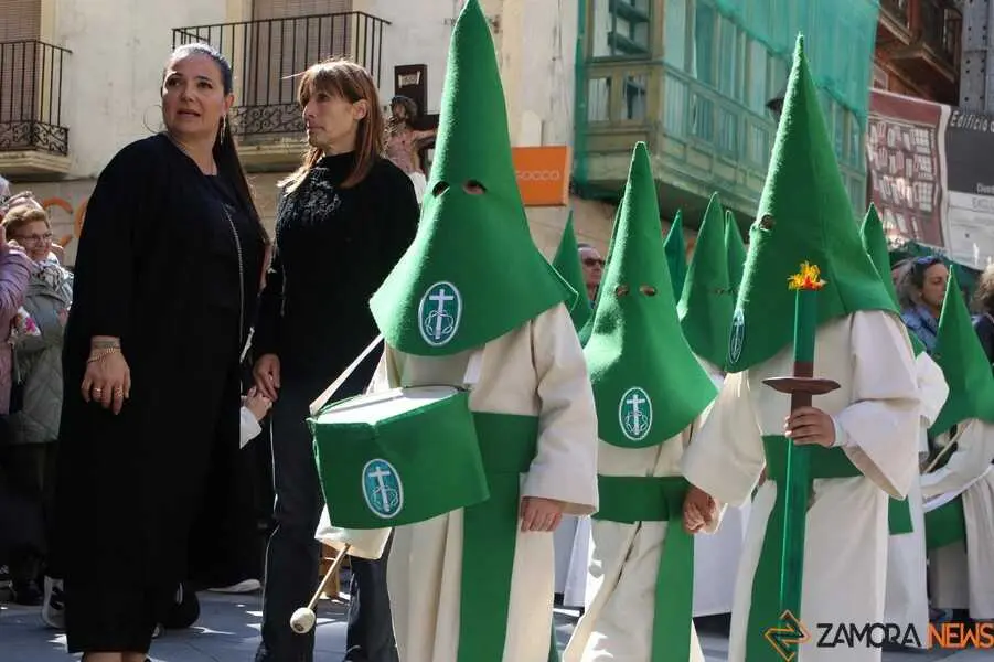 procesi&oacute;n de Semana Santa, colegio La Milagrosa_7