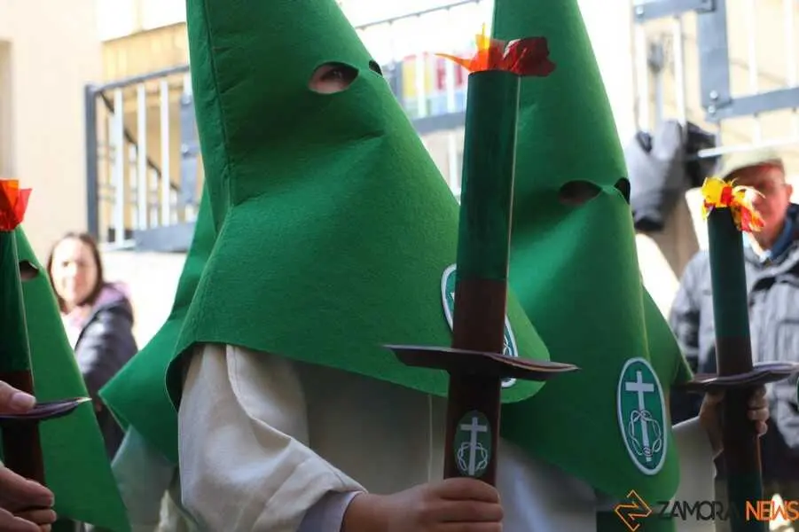 procesi&oacute;n de Semana Santa, colegio La Milagrosa_17