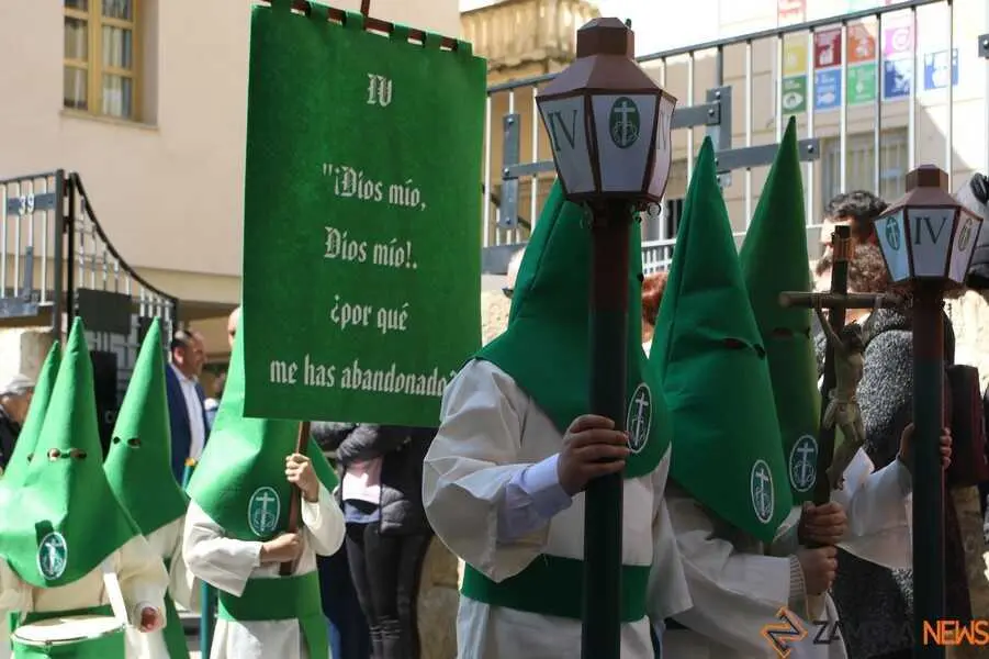 procesi&oacute;n de Semana Santa, colegio La Milagrosa_16