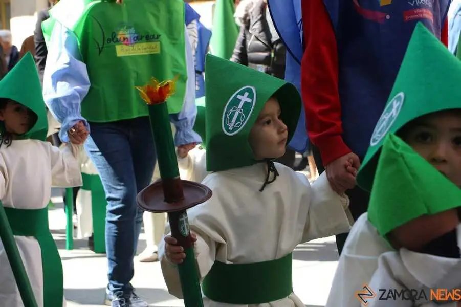 procesi&oacute;n de Semana Santa, colegio La Milagrosa_23