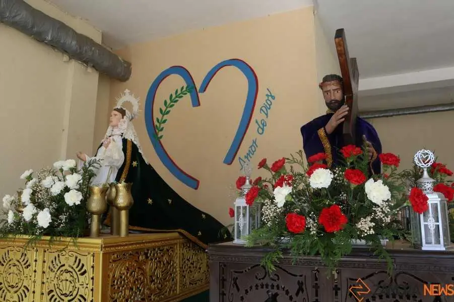  procesi&oacute;n de los alumnos del colegio Sant&iacute;sima Trinidad Amor de Dios_4