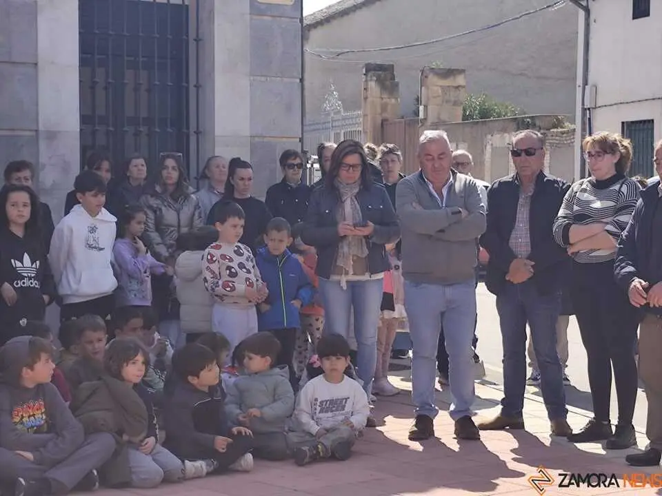 Minuto de Silencio Villaralbo _18