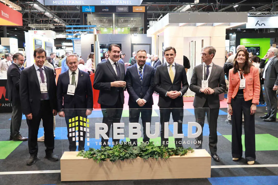 20260325+CONSEJERO+VIVENDA+VISITA+IFEMA-03