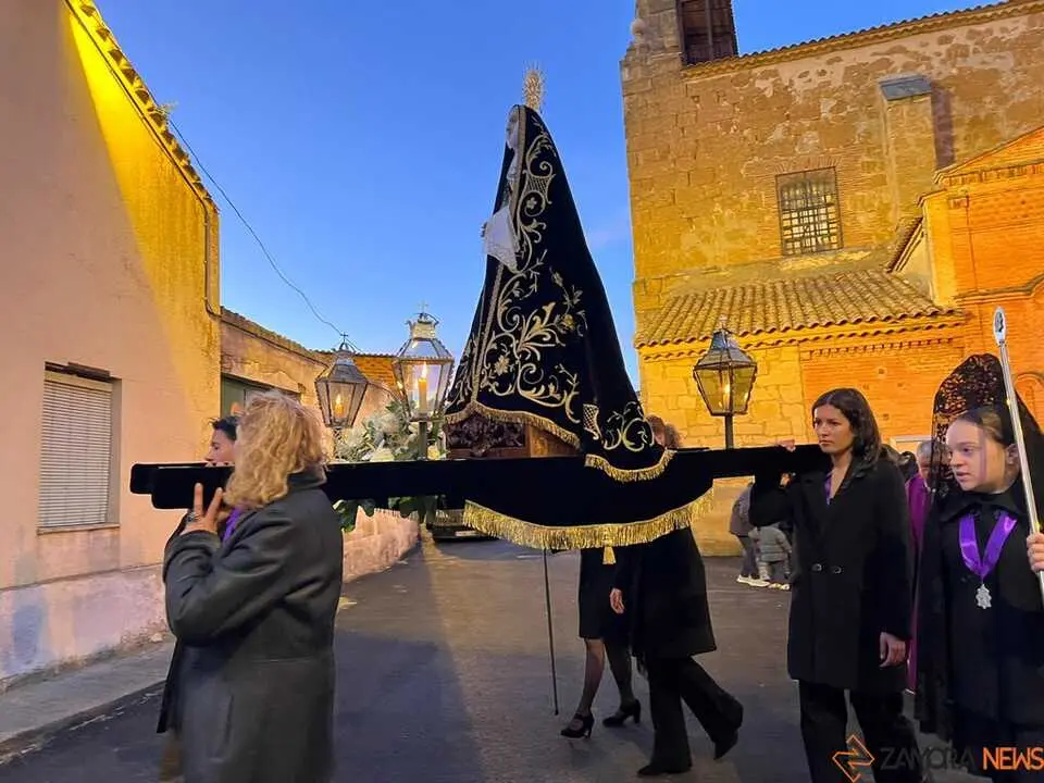 Procesi&oacute;n Viernes de Dolores Coreses_9