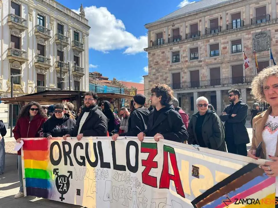 Manifestaci&oacute;n Kuza contra la transfobia_20