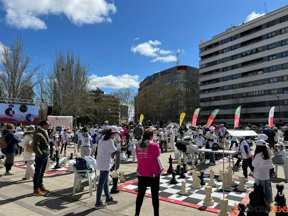 Peque&ntilde;os Gigantes Ajedrez Zamora _2
