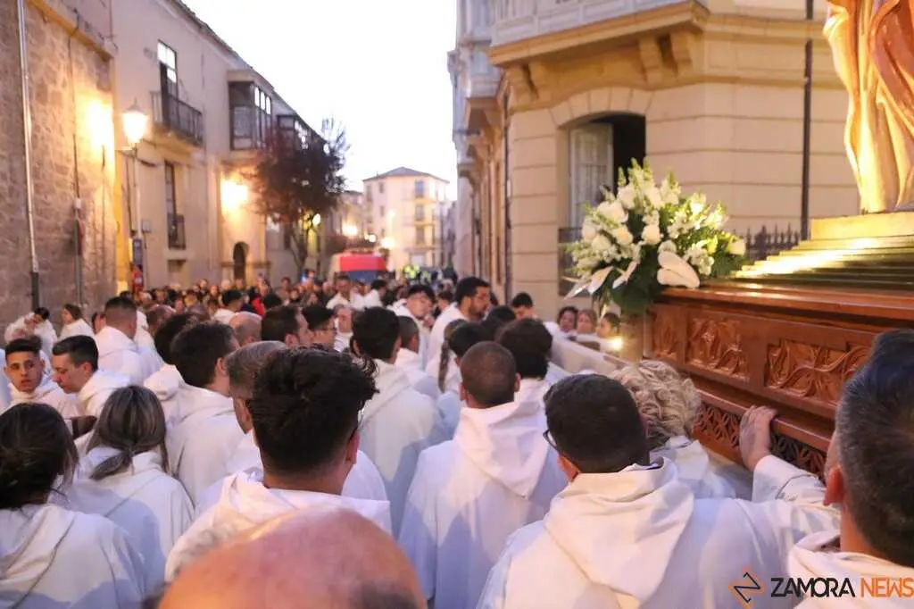 Luz y Vida Zamora _7