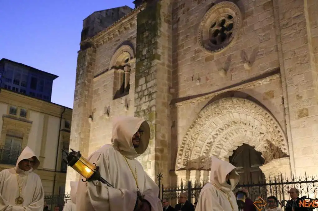 Luz y Vida Zamora _22