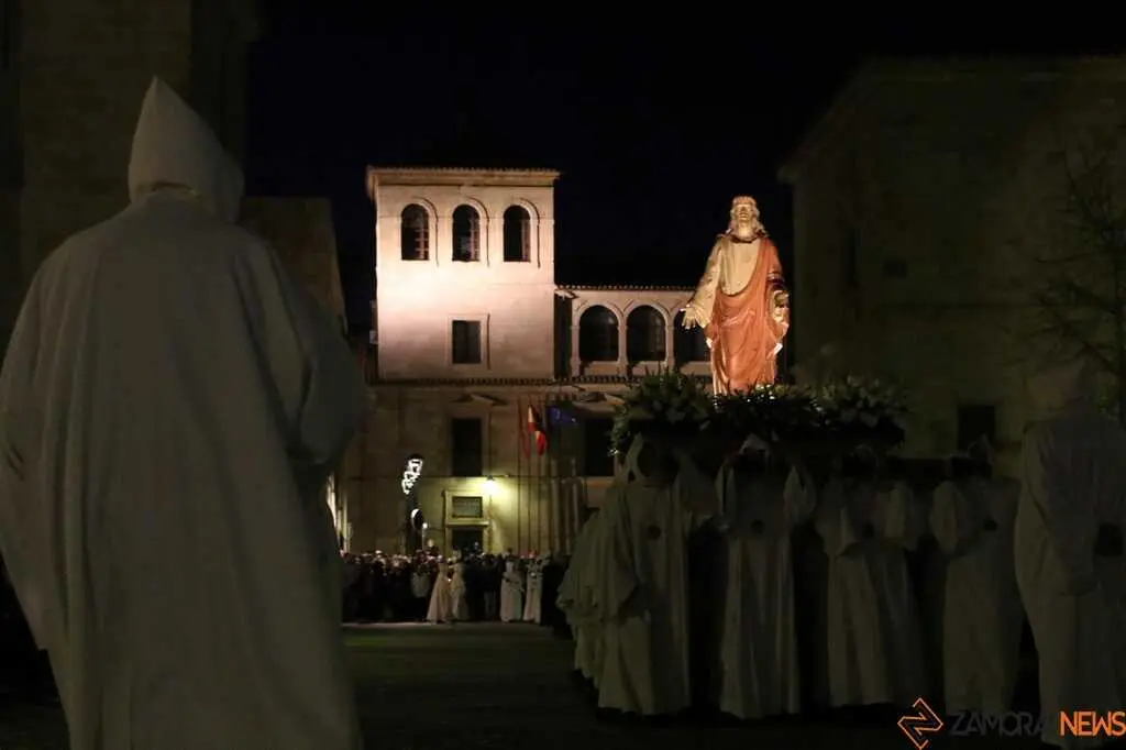 Luz y Vida Zamora _56