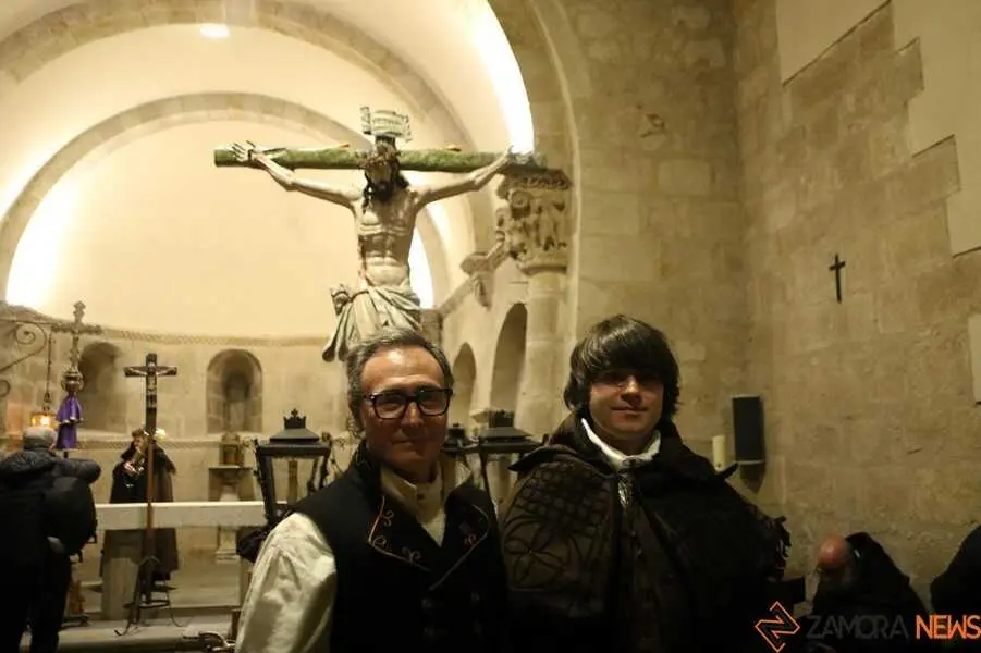 procesi&oacute;n Capas Pardas Zamora 