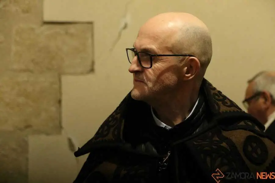 procesi&oacute;n Capas Pardas Zamora _3