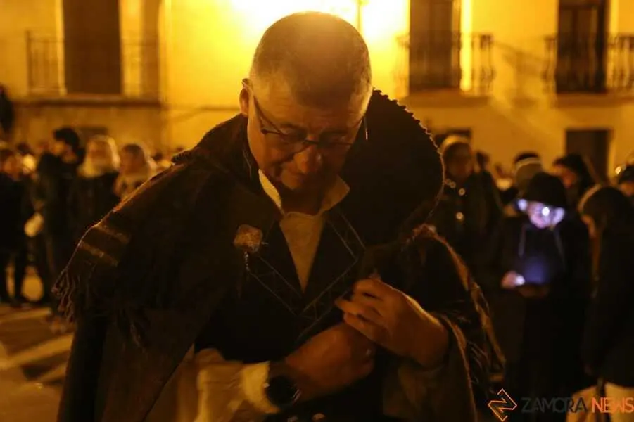 procesi&oacute;n Capas Pardas Zamora _5