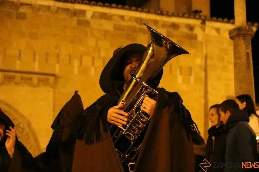 procesi&oacute;n Capas Pardas Zamora _14