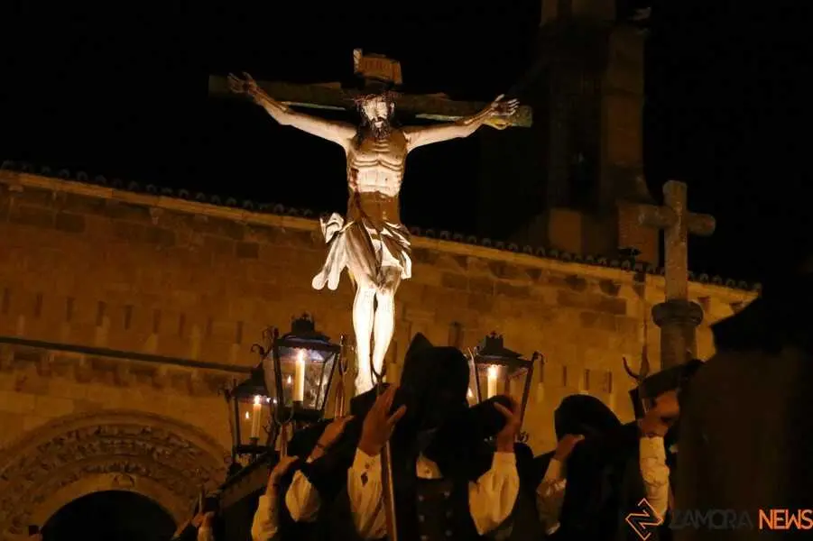 procesi&oacute;n Capas Pardas Zamora _30