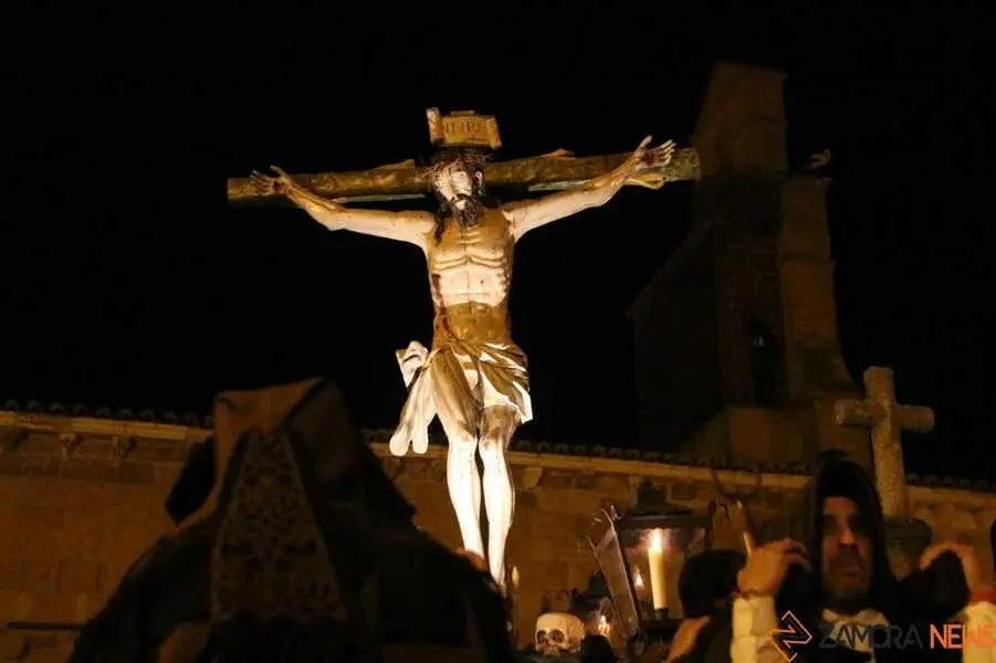 procesi&oacute;n Capas Pardas Zamora _34