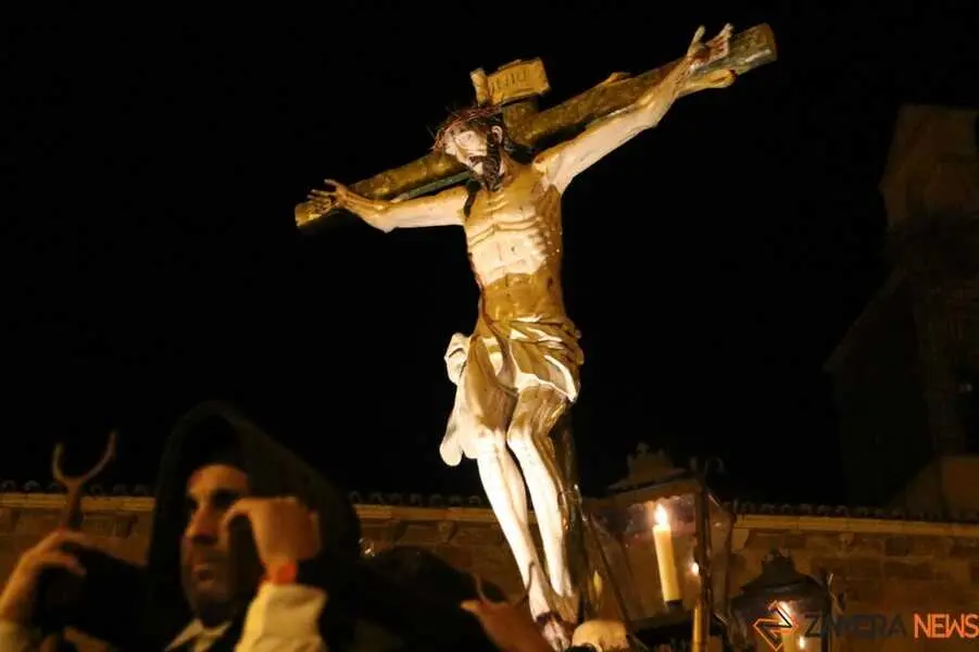 procesi&oacute;n Capas Pardas Zamora _33