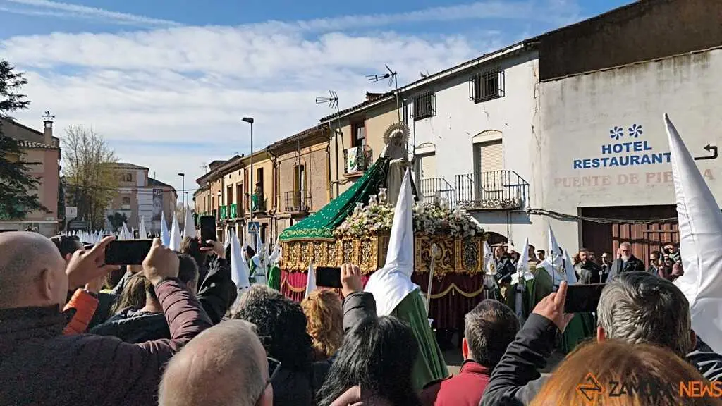 Procesi&oacute;n de la Virgen de la Esperanza