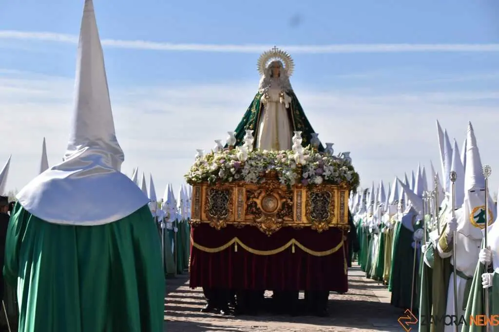 Procesi&oacute;n de la Virgen de la Esperanza_43