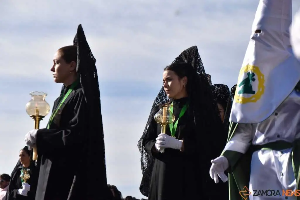 Procesi&oacute;n de la Virgen de la Esperanza_50