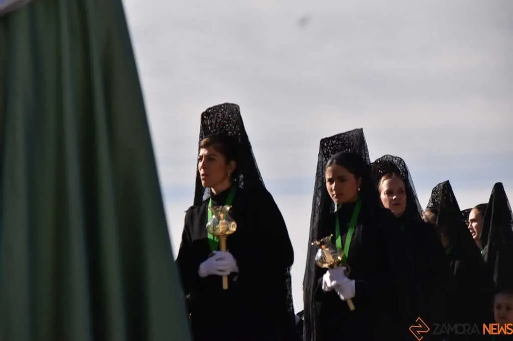 Procesi&oacute;n de la Virgen de la Esperanza_75
