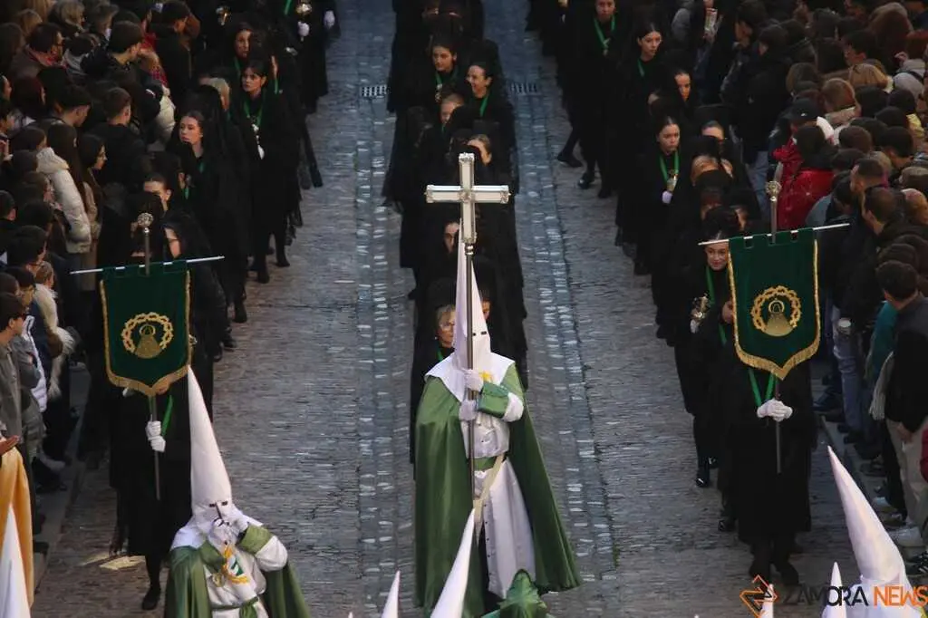 Procesi&oacute;n de la Virgen de la Esperanza Balborraz _2