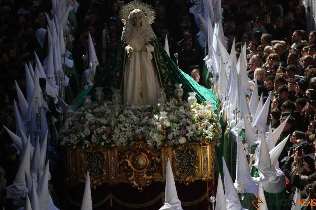 Procesi&oacute;n de la Virgen de la Esperanza Balborraz _16