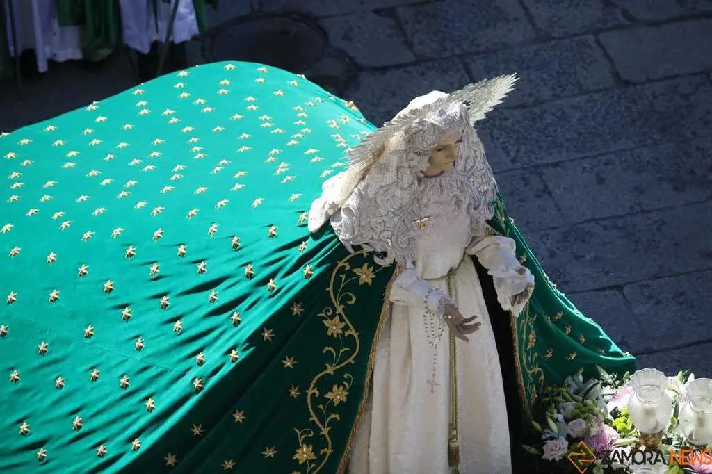 Procesi&oacute;n de la Virgen de la Esperanza Balborraz _28