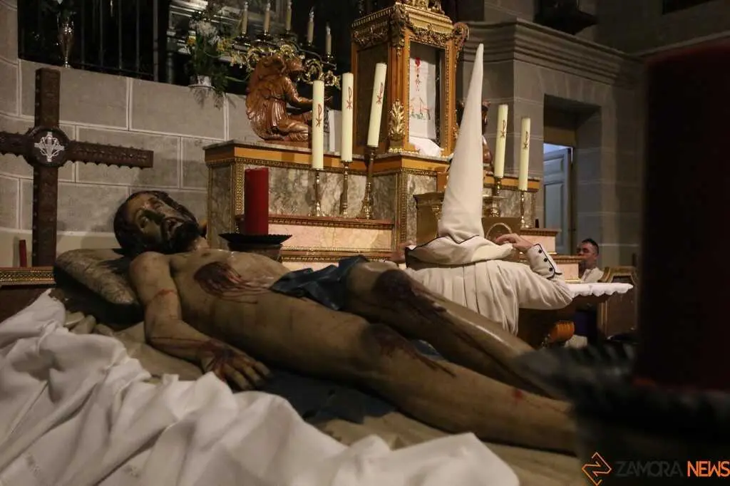 Jes&uacute;s Yacente _9