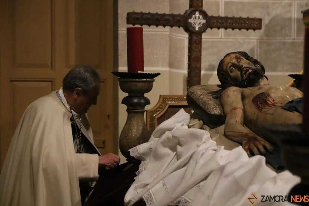 Jes&uacute;s Yacente _11