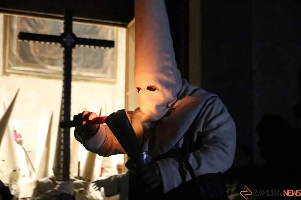 Jes&uacute;s Yacente _28