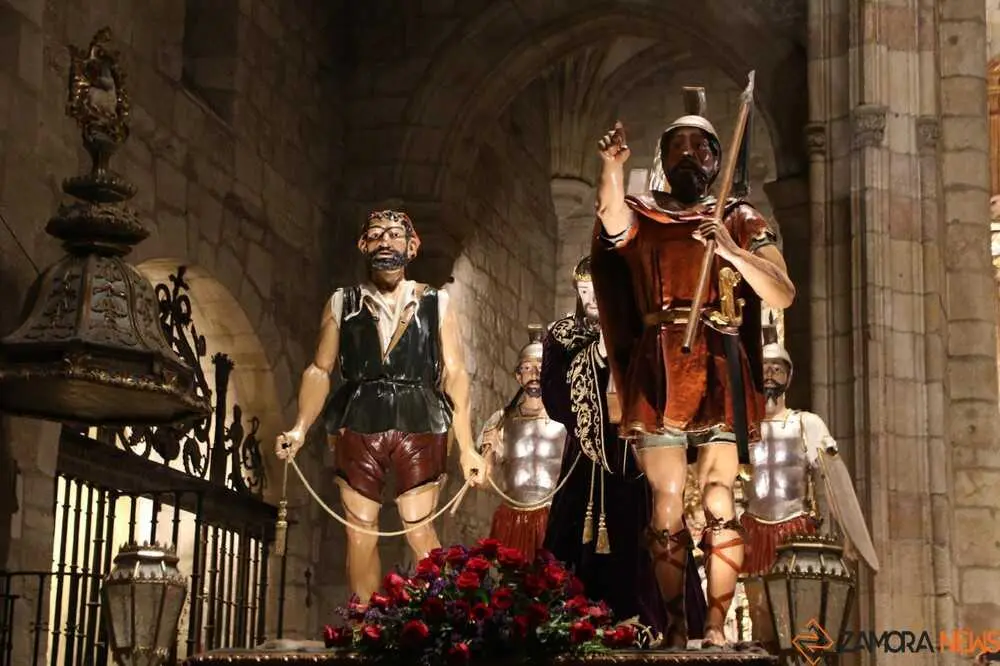 Merl&uacute; 5 de copas_23