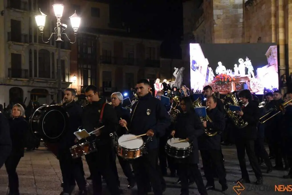 5 de la ma&ntilde;ana_38