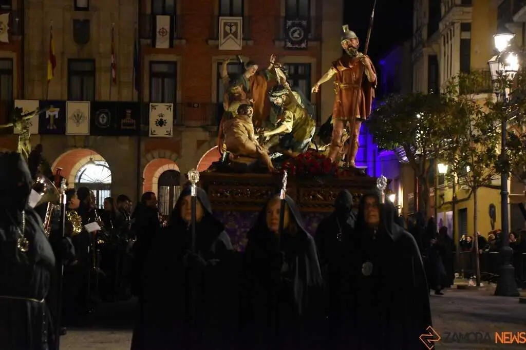 5 de la ma&ntilde;ana_40