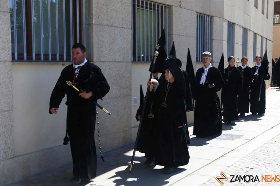 Procesi&oacute;n Santo Entierrro Zamora 2026_12