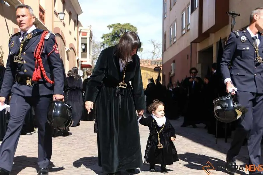 Procesi&oacute;n Santo Entierrro Zamora 2026_21