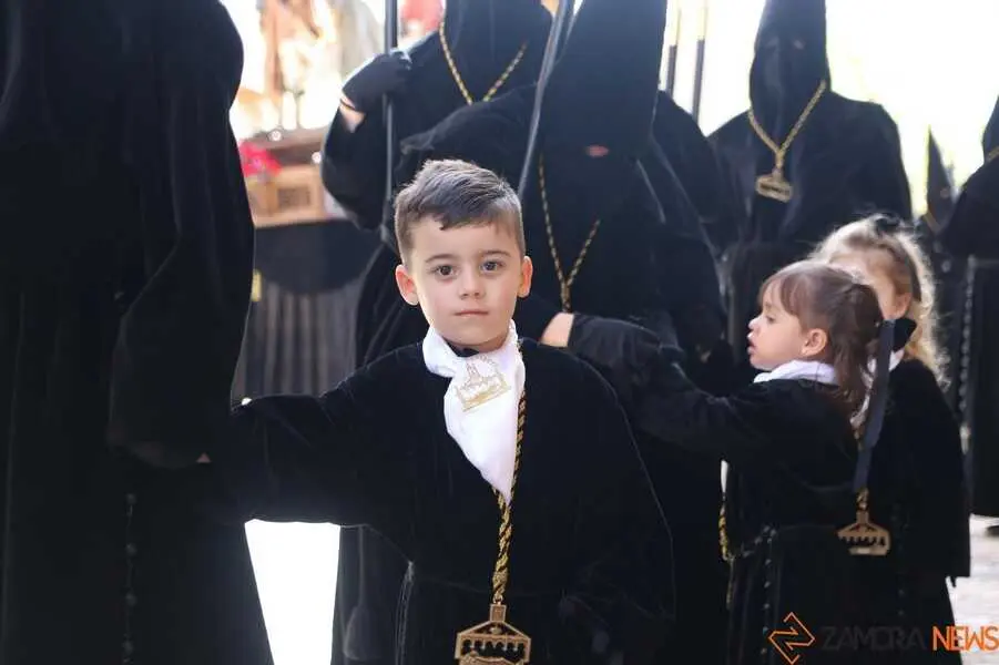 Procesi&oacute;n Santo Entierrro Zamora 2026_60